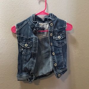 Cut off jean jacket